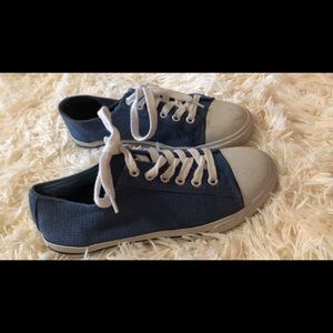 Airwalk Sneakers
